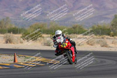 media/Nov-05-2022-SoCal Trackdays (Sat) [[f8d9b725ab]]/Turn 5 (940am)/